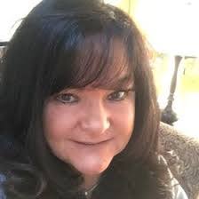 Dawn Hardiman's Instagram, Twitter & Facebook