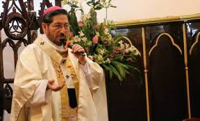 El monseñor hipólito reyes larios fue arzobispo de xalapa, veracruz, desde el 1 de abril de 2007 hasta hoy, que se registró fu sensible fallecimiento. Muere El Arzobispo Reyes Larios Consternacion En El Catolicismo Diario De Xalapa Noticias Locales Policiacas Sobre Mexico Veracruz Y El Mundo