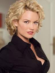 The nip/tuck star appeared on instagram live earlier this month and she opened up carlson further shared that her husband has a business where we kind of need to be out of the city too and so now he's the star of the family and i'm. Kimber Henry Wikipedia