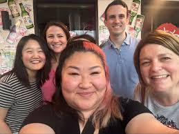 Lynnette Burrows's Instagram, Twitter & Facebook