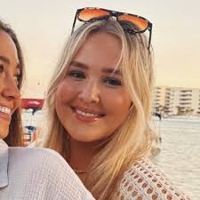 Grace Sharpe (@grace_sharpie)