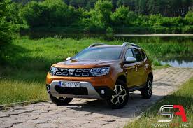 Arka tarafta 1.90 m civarı kişiler bile diz ve baş mesafesi problemi yaşamayacaktır. Dacia Duster Tce 150 Fap Prestige Im Test Das Autotagebuch