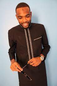 See more of habits senegalais on facebook. Cova A Twitter Souvenirs Souvenirs Du Never Seen Modele Hadj Seydou Bayinnov Photography Noir Blanc Cova Boubou Royal Top Tradimoderne Vetement Homme Africa Senegal Clothing Madeinsenegal Madeinafrica Fashion