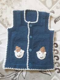 Sevimli Ayicik Suslemeli Duz Orgulu Kolay Yelek Tarifi 4 Yas Tig Isi Bebek Elbiseleri Moda Stilleri Yelek