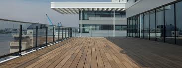 Isolation toiture terrasse accessible comment bien isoler un toit bienchezmoi. Dalles Sur Plots Profiter De Sa Toiture Terrasse En Toute Simplicite Siplast