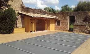 Amenagement Plage De Piscine Local Technique Et Vestiaire Et Meleze Terrasse Bois Piscine Plage Amenagement Exterieur