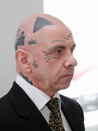 Nooruse galerii näitab korraga kaht fotoväljapanekut