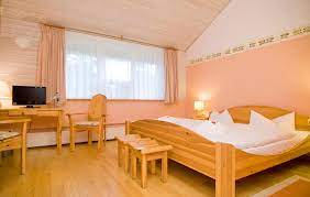 You can bring your children and go for a swim; Haus Linden Prerow Aktualisierte Preise Fur 2021
