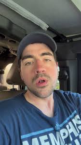 @traecrowder's video Tweet