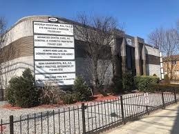 Hylan medicine cabinet inc is a medical supply company in staten island, ny. 2691 Hylan Blvd Staten Island Ny 10306 Loopnet Com