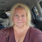 Cassandra Bof's Instagram, Twitter & Facebook