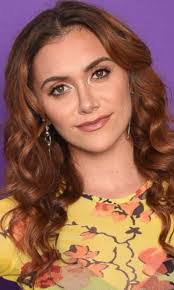 Alyson Waller's Instagram, Twitter & Facebook