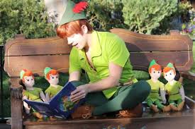 Hehe He Is One Of My Favourite Male Character In Disney Movies Peter Pan Disneyland Peter Pan Disney Peter Pan