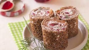Galettes Au Saumon Aneth Et Gelee De Groseilles Facon Makis Recette Galette De Sarrasin Gelee Groseille Galette Saumon