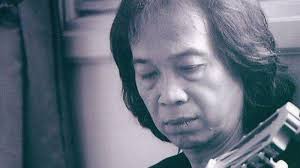 Bahu 'tuk bersandar, raga 'tuk berlindung. Chord Kunci Gitar Eko Sukarno Haruskah