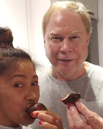 Dipped some strawberries in chocolate. 😋 Yummy 😋