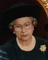 Queen Elizabeth Wearing Glasses Print, November 1992. Art Prints, Posters &  Puzzles from Memory Lane