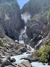 Hier erhalten sie livebilder von unseren livecam stationen. Wanderung Durchs Malerische Sertigtal In Der Schweiz Home Of Travel