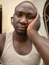 Imagine, saving P100 a day? That's P3,000 a month. P36,000 a year. Or  saving P200 a day? That's P6,000 a month, P72,000 a year. Gusto mo ng  malaking ipon? Simulan mo sa