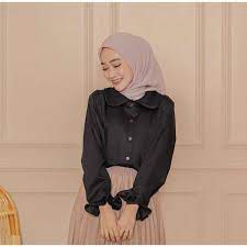 Fesyen wanita pakaian bergaya trend fesyen terkini model gaun pendek curves gaun. Jual Baju Wanita Terbaru Baju Atasan Blouse Wanita Muslim Fashion Murah Terbaru Juni 2021 Blibli