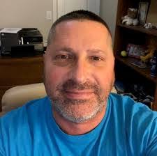 Brian Sailer's Instagram, Twitter & Facebook