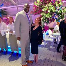 Jen is a senior fish biologist and project manager at natural systems design with 17 years of experience monitoring the effectiveness of restoration work in aquatic systems. Jennifer Lopez Stands Next To Shaquille O Neal For Instagram Picture