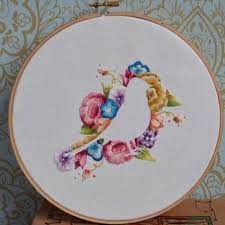 They say the earth laughs in flowers. Broderiemyworld Hand Embroidery Patterns Hand Embroidery Pattern Embroidery Projects