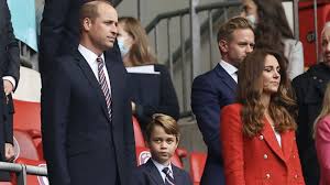 It came into effect upon the dissolution of the bc legislature in april 2009, and was first contested in the 2009 provincial election. Euro 2021 L Adorable Video Du Prince George Avec Ses Parents Au Match De La Finale Fait Fondre La Toile Femme Actuelle Le Mag