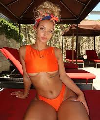 46k Likes 639 Comments L A U R E N W O O D Lolowood On Instagram Orange Is My All Time Favorite Color Bik Lauren Wood Colorful Bikinis Bikinis