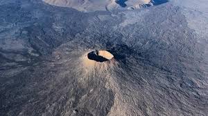 Examples of extinct volcano in a sentence, how to use it. The Story Of The Famous Volcano In Saudi Arabia Near The Prophet S Tomb