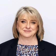 How to transition to Client Advisory Services with Jina Etienne