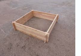 Pour produire des légumes toute l'année. Montage Carre Potager Les Subtilites A Connaitre Jardindeco