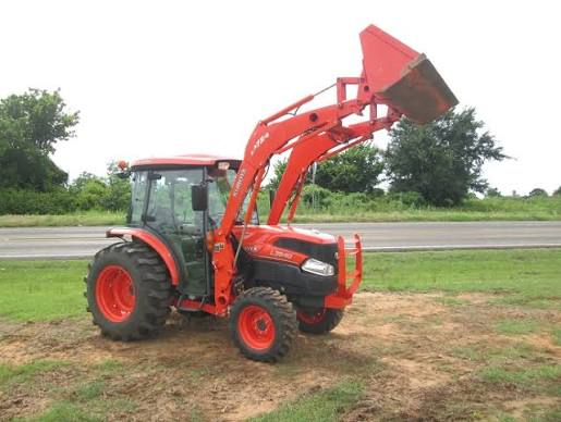 Kubota L3940 Tractor