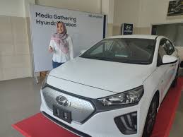 Lowongan kerja bank bni terbaru 2021. Mobil Listrik Hyundai Ioniq Dan Kona Resmi Hadir Di Cirebon Cirebon Bribin