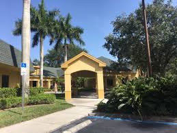 Our goal is to provide a comfortable, friendly environment for. Center Point Community Church 6590 Golden Gate Pkwy Naples Fl Places Of Worship Mapquest