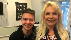 Hollywoodfrun: Jag vill ha en svensk tjej till min son