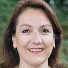 Adele Mcallister's Instagram, Twitter & Facebook