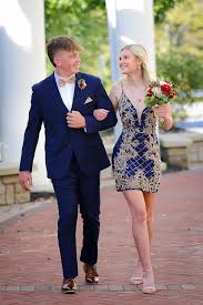 Lara's Bridals and Formals