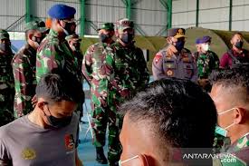 Bank bri menyediakan pinjaman untuk tni atau polri. 558 Anggota Tni Polri Di Natuna Disuntik Vaksin Covid 19 Astrazeneca Antara News
