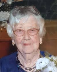 Aline Burns's Instagram, Twitter & Facebook