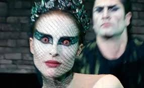 *recordad, hermanos, nuestros esfuerzos y fatigas; Cisne Negro Requiem Por Una Bailarina