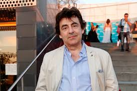 Unfortunately there are no concert dates for claude barzotti scheduled in 2021. Claude Barzotti De Retour Avec L Album Autobiographique Le Temps Passe