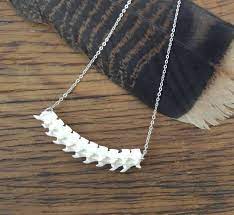 Rattlesnake Vertebrae Necklace Bone Jewelry Snake Bones Reptile Bones Vulture Culture Oddities Strange Things We Vertebra Necklace Bone Jewelry Necklace