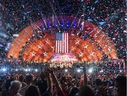 Na capital washington milhares de pessoas assistiram a tradicional parada de '4 de julho'. Comemorando O 4 De Julho Em Boston Brasileiraspelomundo Com