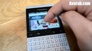 BlackBerry Porsche Design P9981 ...