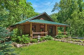 Looking for a pet friendly hotel in asheville, north carolina, united states to stay with your dog, cat or other favorite animal? Asheville Log Cabin Rentals
