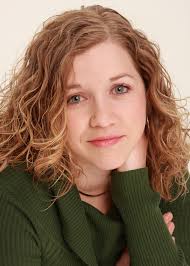 Amber Steed's Instagram, Twitter & Facebook