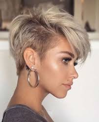 Latest short hairstyle trends and ideas to inspire your next hair salon visit in 2021. Hair Tutorials Blonde Pixie Hair Hair Styles Short Hair Images