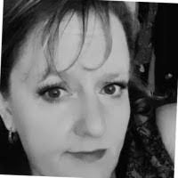 Cheryl Perrone's Instagram, Twitter & Facebook