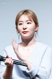 Due to her busy schedule, . Seulgi Jimin Random Onehallyu